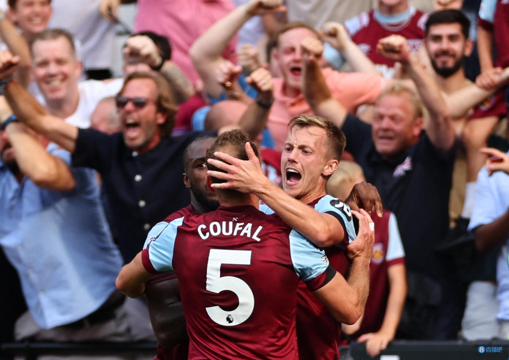 以足球的方 以足球的方